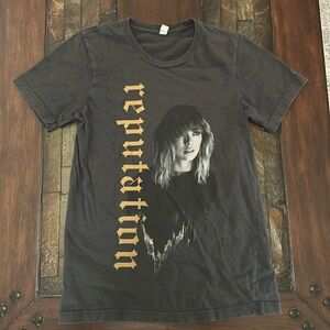 Women’s Taylor Swift Reputation Tour Shirt
